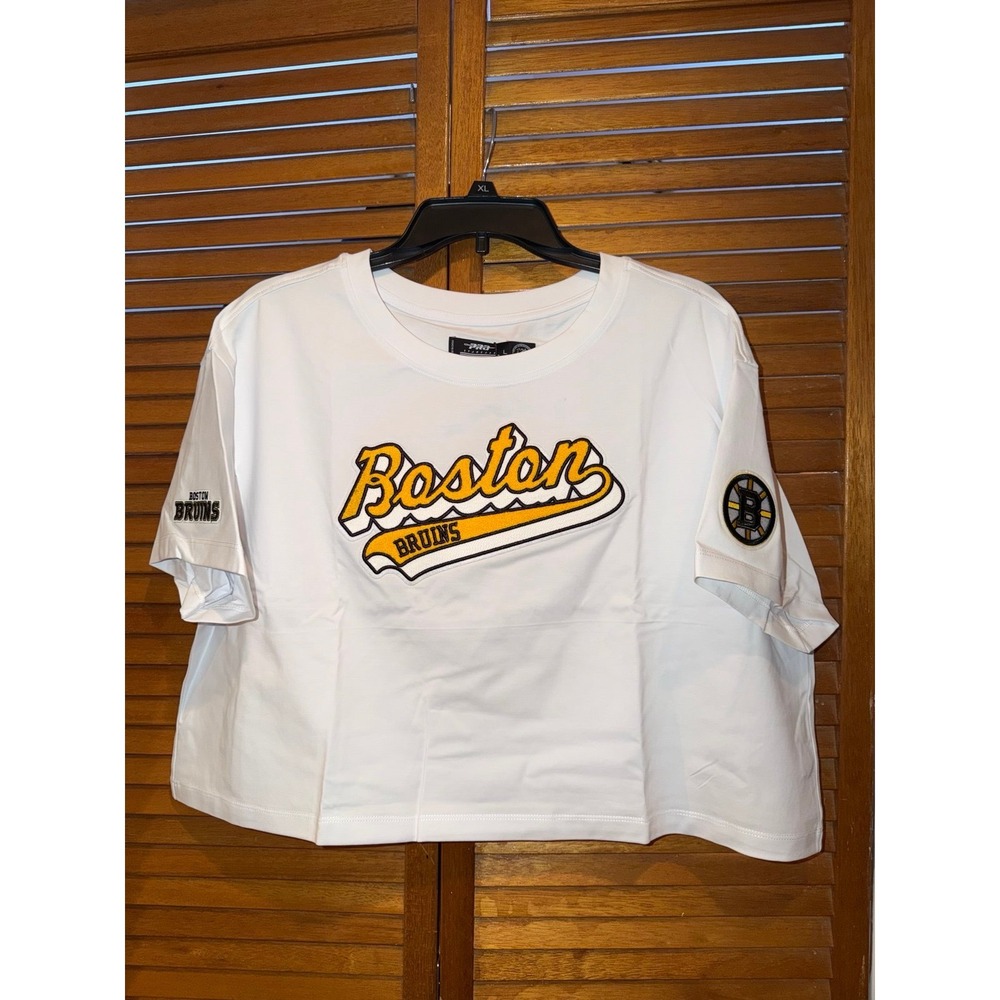 Boston Bruins Womens Pro Standard Cropped Shirt. Womens Large (NWTS)